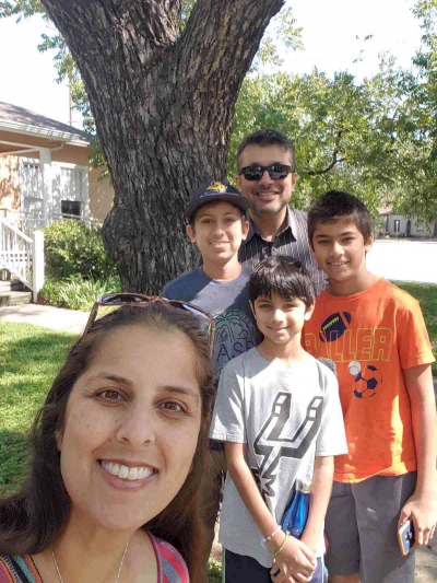 Irving Scavenger Hunt Team Photo